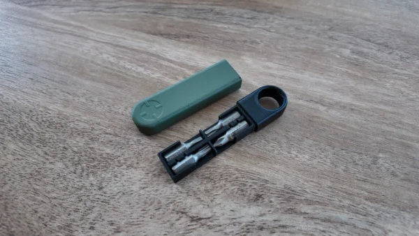 s-l1600-629.webp Mini Magnetic Screwdriver with Bit Storage | EDC Pocket Tool